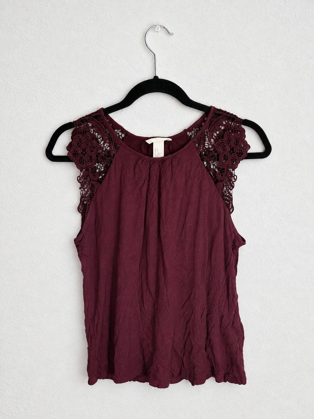 H&M Women's S Burgundy Cute and Stylish Top